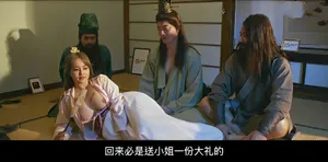 Ảnh tự sướng của cặp đôi quan hệ tình dục mèo hồng nhỏ nhắn bị rò rỉ, giá trị là tính xác thực, thích mặc tất để quan hệ tình dục, mèo hồng bị bạn trai đưa vào một lúc và rất nhiều dịch trắng tràn ra, rất chặt và ấm áp